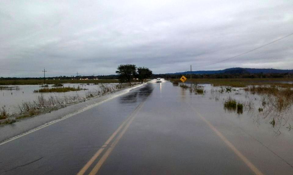 desborde-arroyos_ruta 3 y 8_MOPC