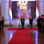saludo de diplomaticos  _ cartes