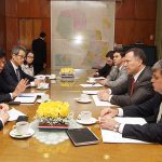 MOPC reuniòn con empresas