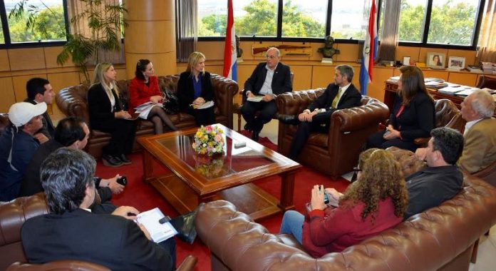 docentes con senadores