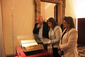 ministra en el Vaticano