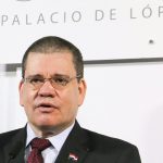 ministro de Salud_ Antonio Barrios en Palacio