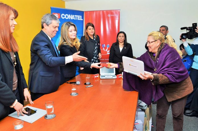 entrega de computadoras_internet