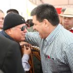 Cartes en Pilar con la gente