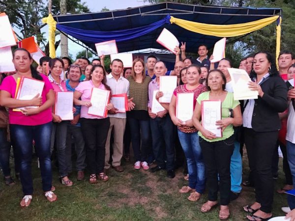 Los subsidios entregados en la jornada del lunes. Foto: Gentileza Senavitat