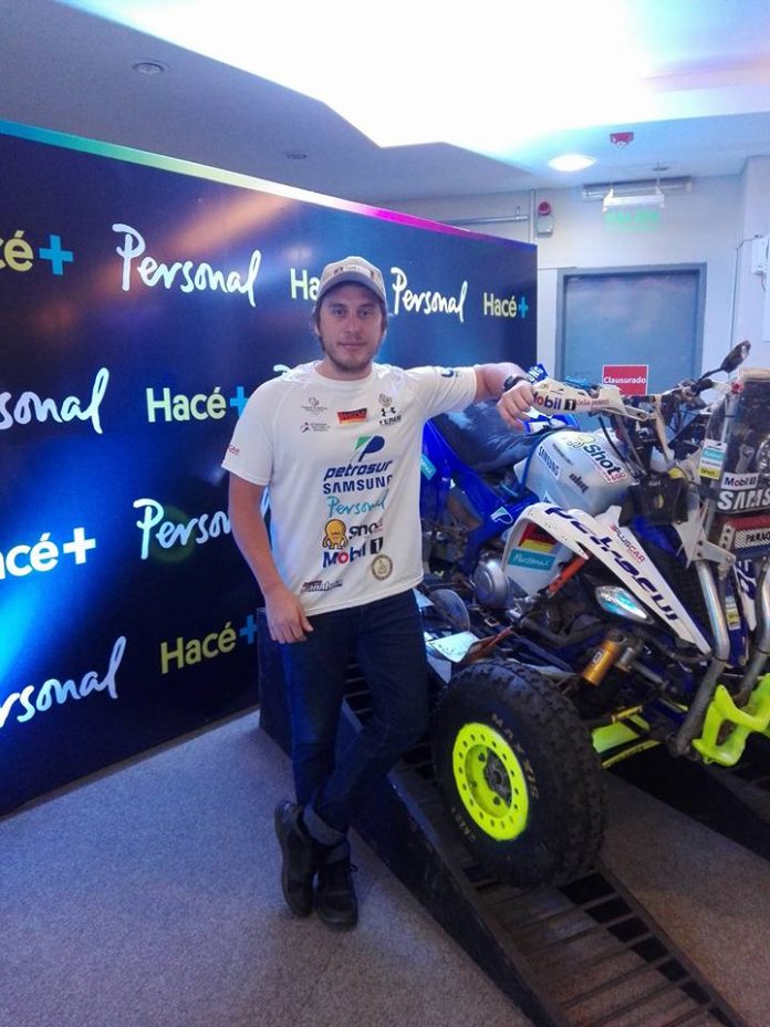 15094438_590875437762614_2348520802210415023_n-1