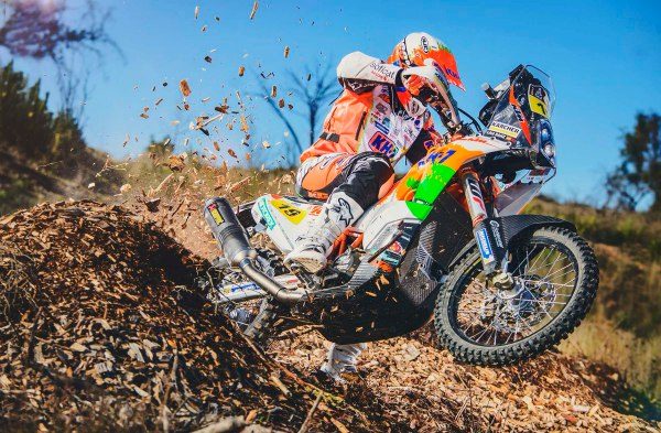 Anastasiya Nifontova es piloto rusa y estará en competencia en el rally más duro.