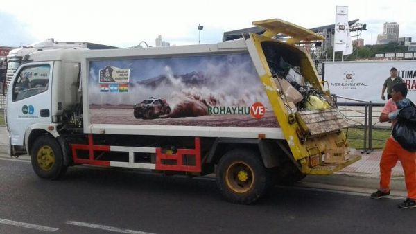 El Móvil Dakar, camión recolector de la comuna asuncena.