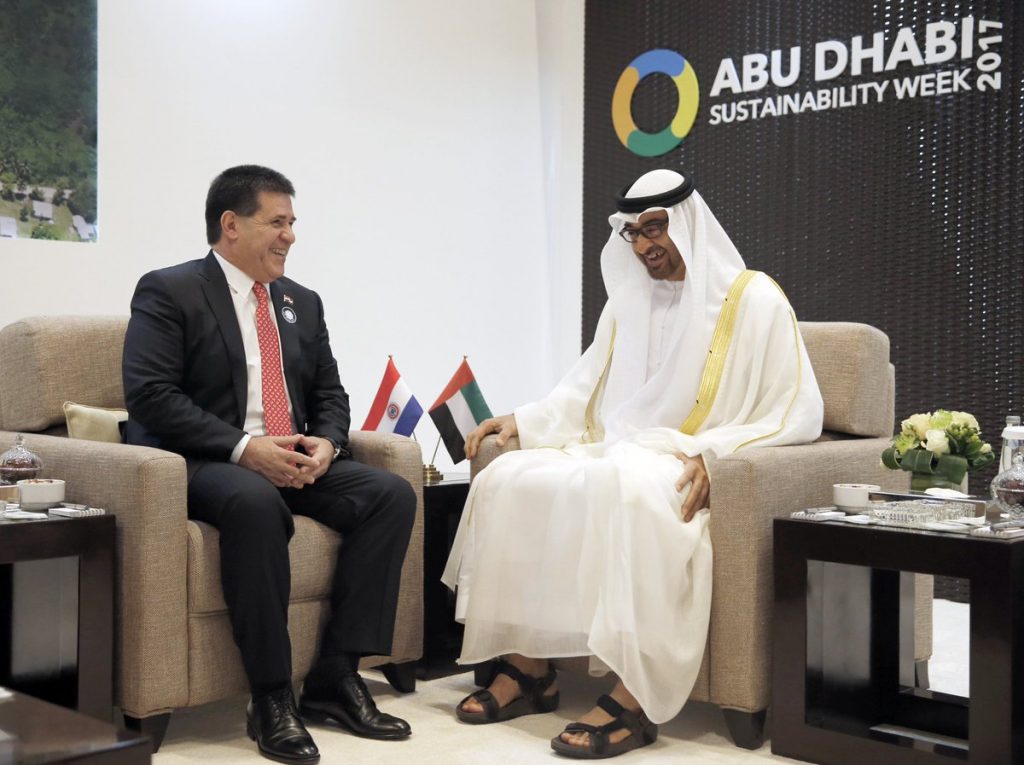 Reunión entre Cartes y el jeque Mohammed bin Zayed Al Nahyan.