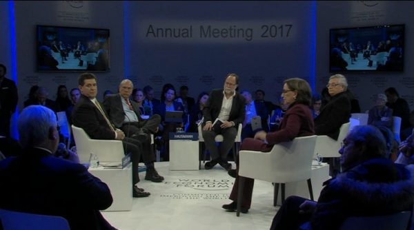 cartes en foro económico - Davos