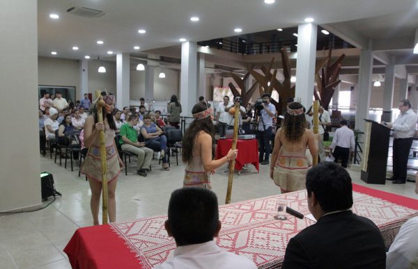 Danzas y músicas aguardan a los visitantes el 21 de enero en la ciudad de Yaguarón IP Paraguay