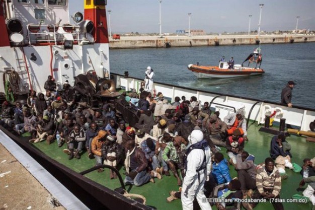 Acnur-refugiados-barco