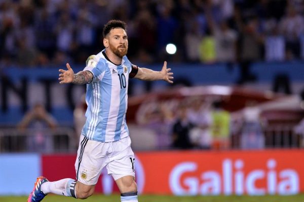Lionel Messi- festejo de gol con la seleccion