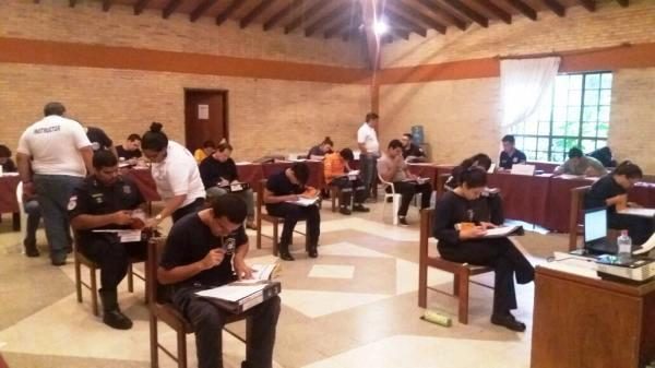 Las capacitaciones también contaron con evaluaciones realizadas a través de pruebas Foto: SEN