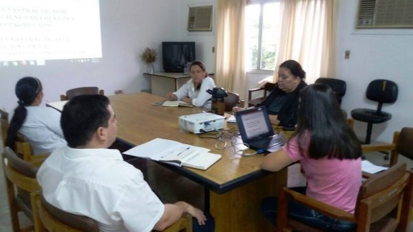 Reunión realizada en el Viceministerio de Agricultura y Ganadería Foto: MAG