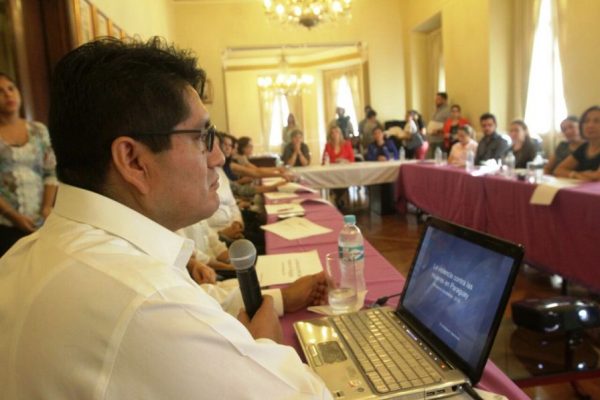 El experto en investigación, Arístides Vara Horna de la Universidad de San Martín de Porres / IP Paraguay 