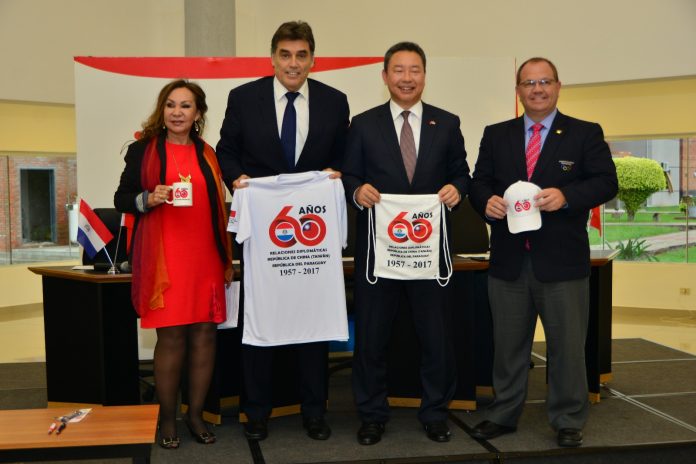 corrida-taiwan-paraguay-alexander-yui