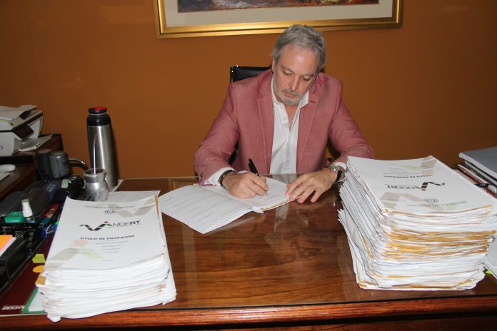 indert firma de títulos de cilandrillo