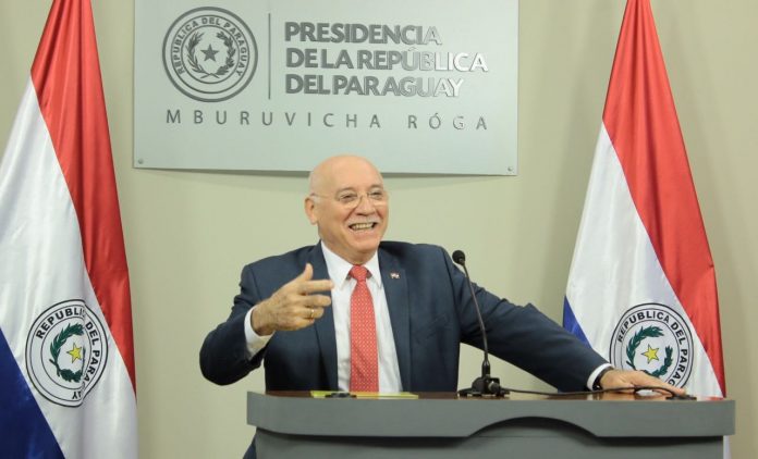 canciller nacional- Eladio Loizaga en Mburuvicha Roga 1