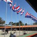 escuela-ciudad-este-banderas