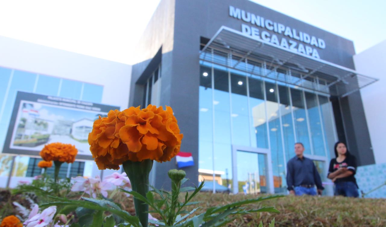 palacete municipal de Caazapa inauguracion Cartes 1 .Agencia IP.