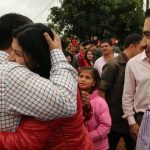 Cartes con la gente- inauguracion de viviendas en Capiata 1