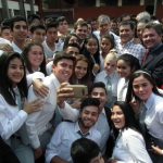 presidente- ministro de Educacion y estudiantes en Itapua 1
