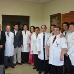 recorrido del embajador de Japon en Clinicas 1