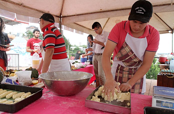 CHIPA PUNTA CARAPA (2)