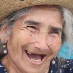 adultos mayores- tercera edad- hombre- mujer- sonriente