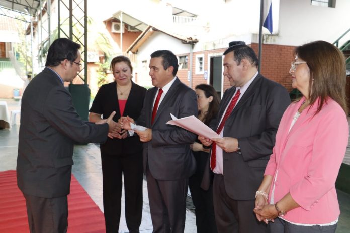 gratuidad escolar- MEC