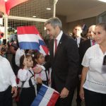 Mario Abdo Benítez – Escuela
