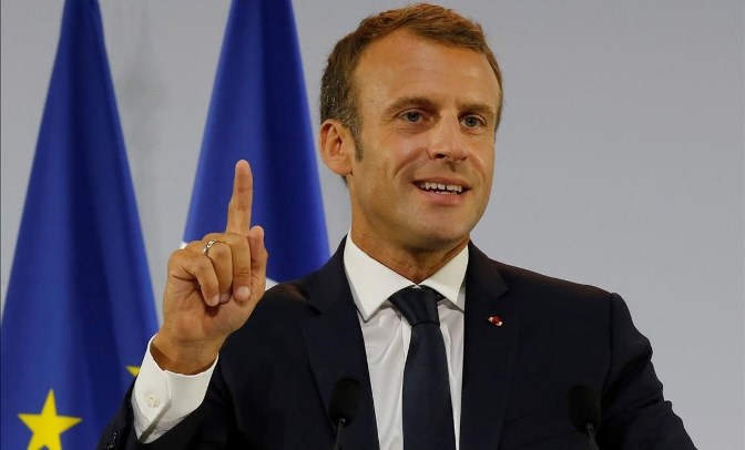 El presidente frances Emmanuel Macron anuncia plan contra la pobreza