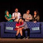 A la luz – comedia
