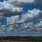 cielo-nubes-caluroso-clima-campo-paisaje-viaje-