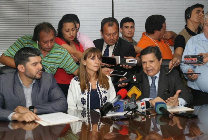 reunion-municipalidad-ministerios-trabajo-interior-cuidacoches-limpiavidrios