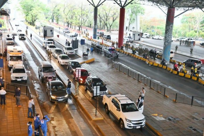 Acceso al Paraguay desde el Brasil