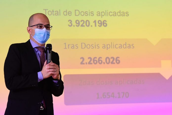 Héctor Castro 3