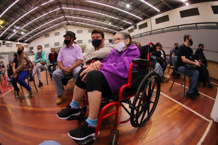 aplicacion- segunda dosis- anticovid 4