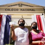 vacunacion-escuelas-aulas-estudiantes-adolescentes-1