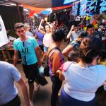 Venta – mercado – Ropas