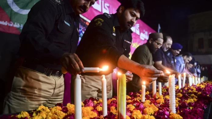 pakistan-vigilia-atentado1