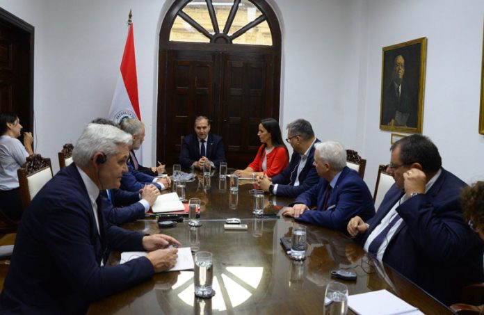 canciller con parlamentarios alemanes