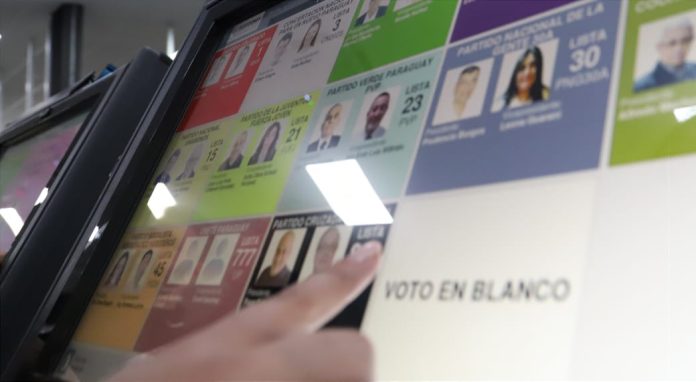voto - maquinas de votación - TSJE - elecciones (4)