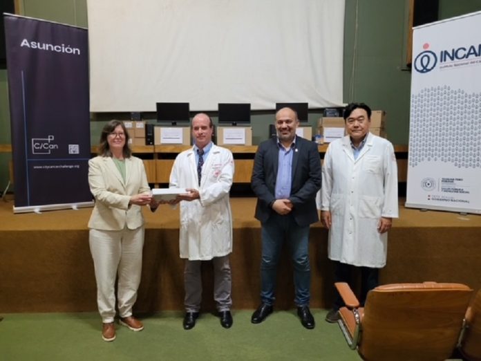 entrega-equipos-informaticos-incan-cancer-mama