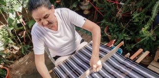 Poncho Para’i de 60 listas busca ser Patrimonio Cultural Inmaterial de la Unesco