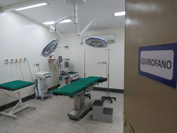 Inauguran planta generadora de oxígeno y reactivan bloque quirúrgico en Guarambaré