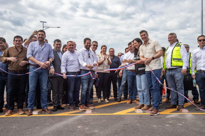 santiago-peña-inauguracion-ruta-alberdi-pilar-mopc-claudia-centurion-ruta-obras