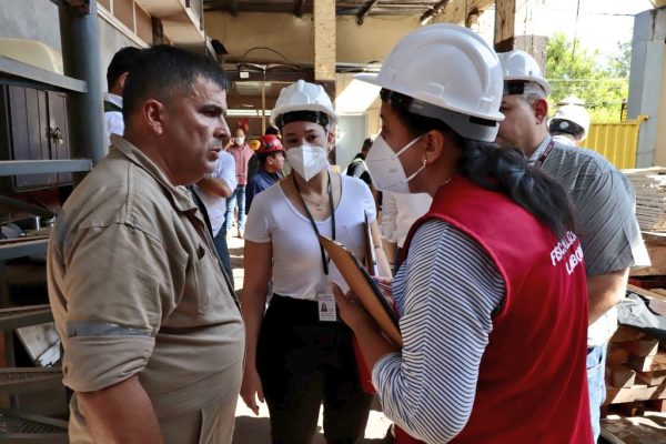 Ministerio verifica in situ condiciones laborales tras accidente en fábrica de embutidos