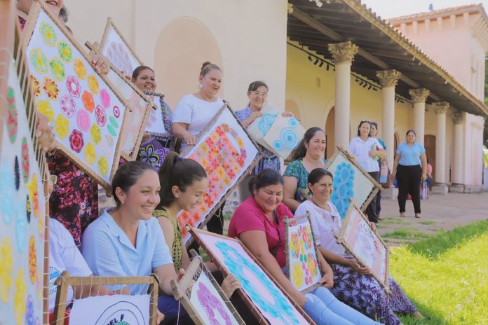 ñanduti-artesanas-tejedoras